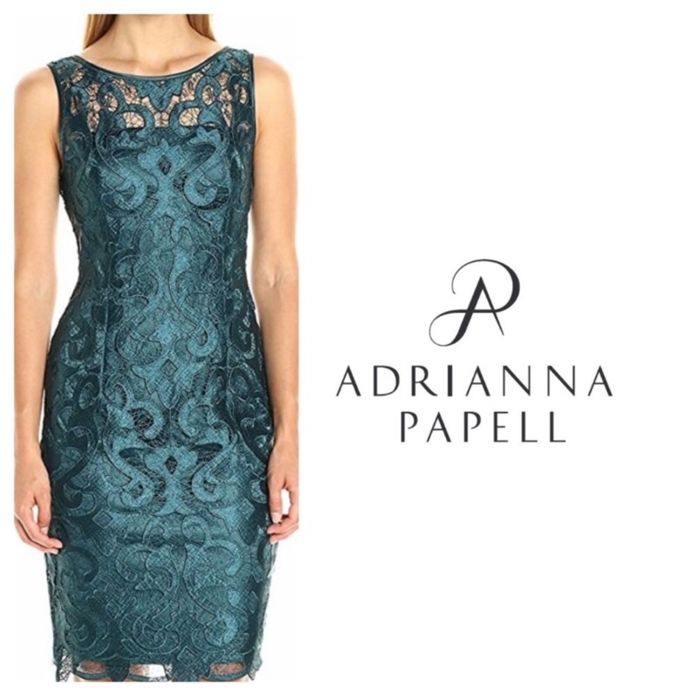 Adrianna Papell hunter esmerald Green